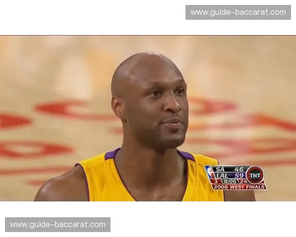 09湖人vs雷霆：科比的王者之风与雷霆三少初露锋芒的史诗对决